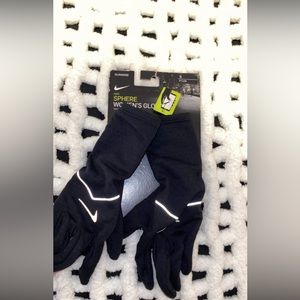 Women’s Nike running gloves size small